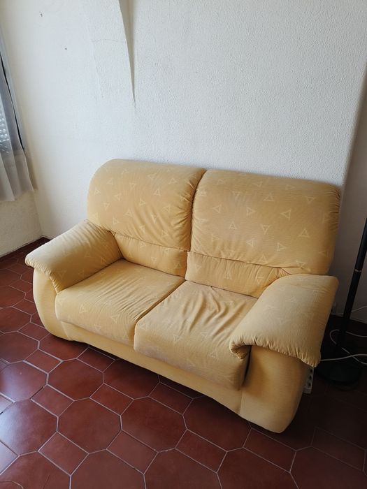 Sofá de 2 lugares