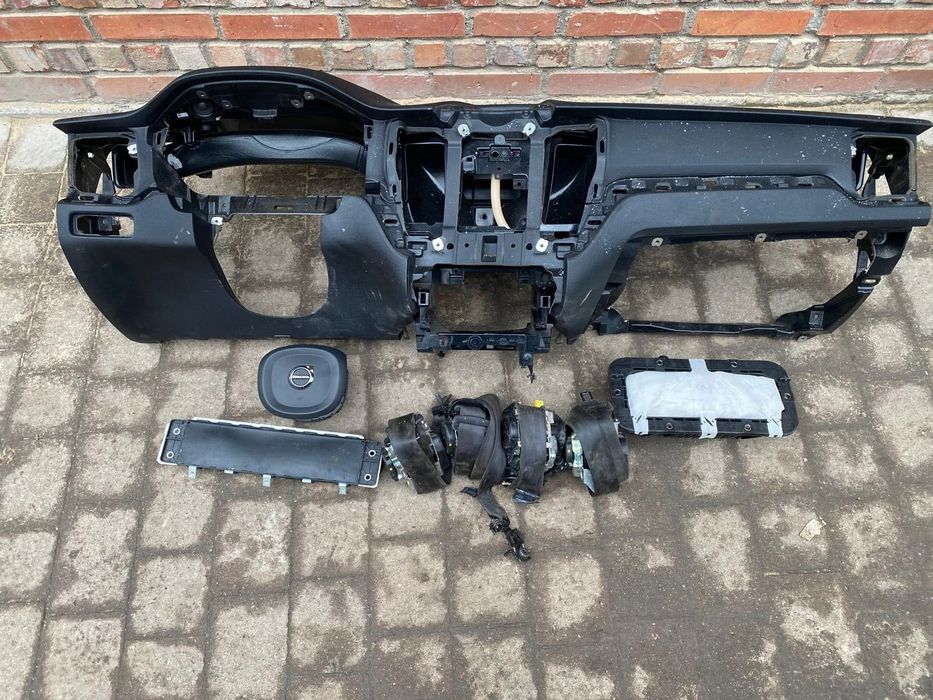 konsola airbag pasy volvo xc60 ii lift 2022 rok