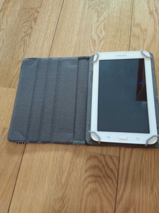 Tablet Samsung Galaxy Tab3 Lite 7.0 (SM-T110) + Capa de Proteção