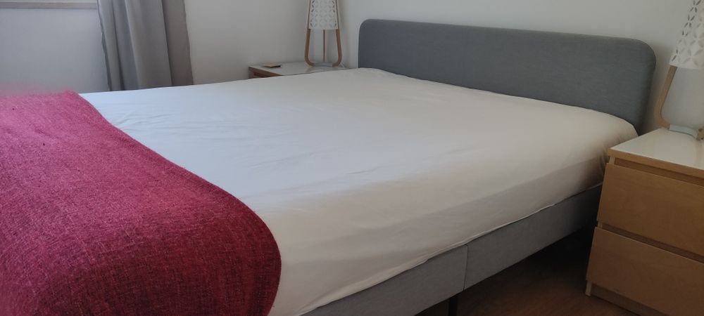 Cama 160x200 + estrado + colchão IKEA