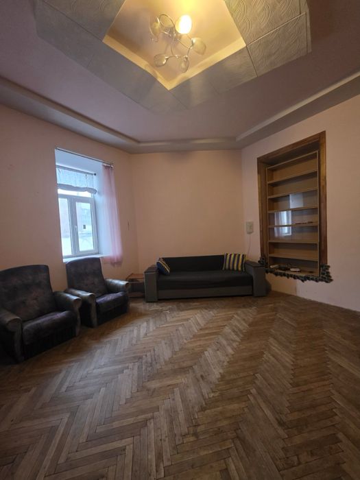 Продаж 2к квартири вул. Залізнична(р-н Привокзальна, політеху).