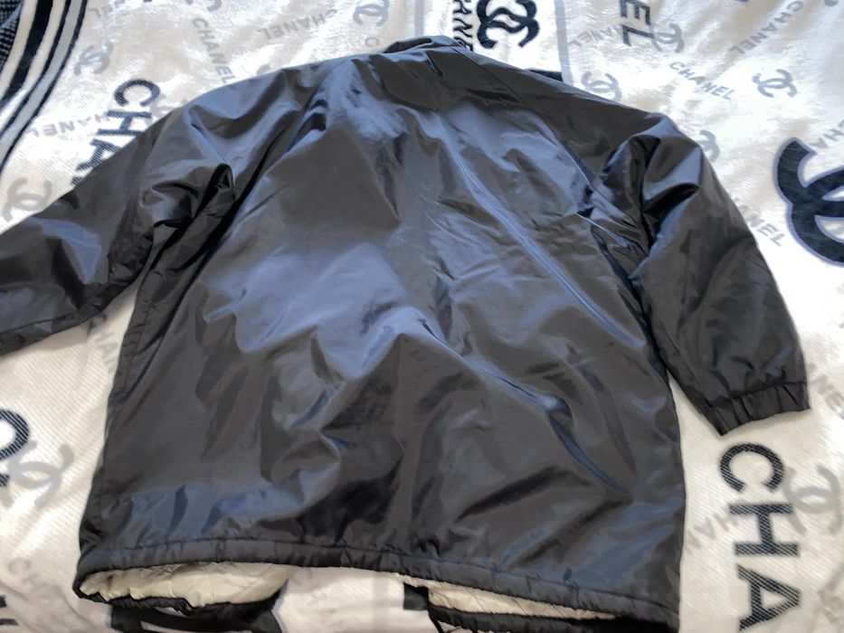 Продам куртку мужскую Champion