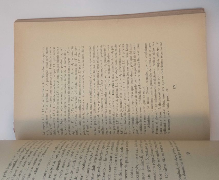 Elementos de teoria económica, de Erich Roll