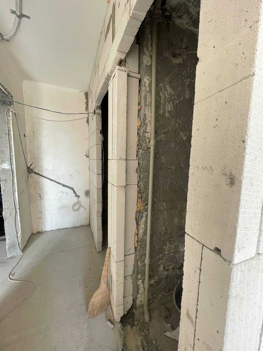 Продам 3-ком квартиру на Крымской