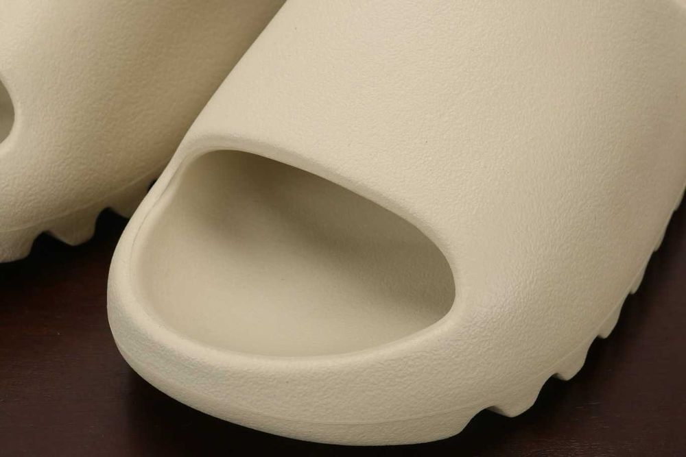 adidas Yeezy Slide Onyx R.41