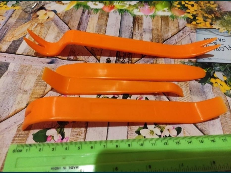 Инструменты для ремонта авто или мебели 2 набора