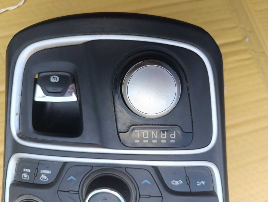 Блок печки, селектор, ручник Chrysler 200 2015-2017г Оригинал