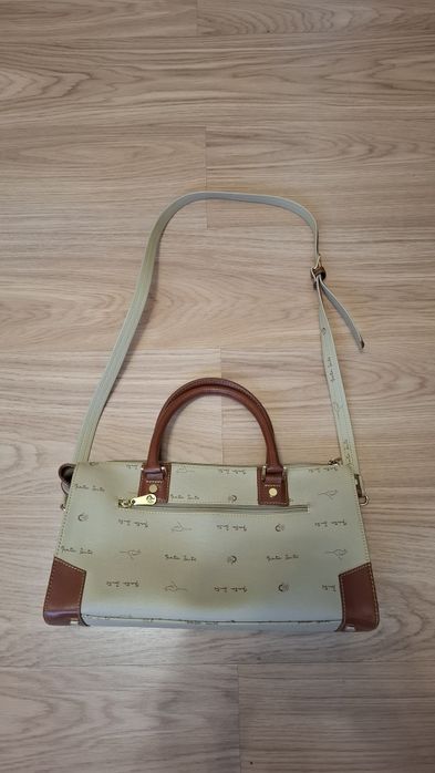 Carteira de senhora Marta Ponti