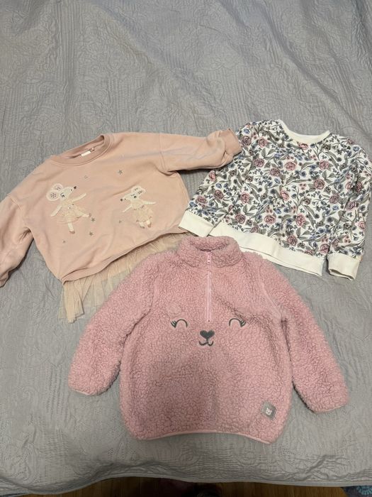Кофточки для дівчинки розмір 104-110