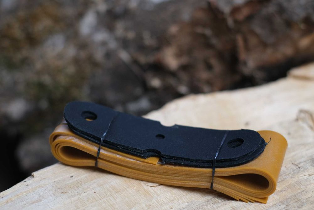 Gumy płaskie TheraBand GOLD 0,65mm, 20/20mm długie 25cm