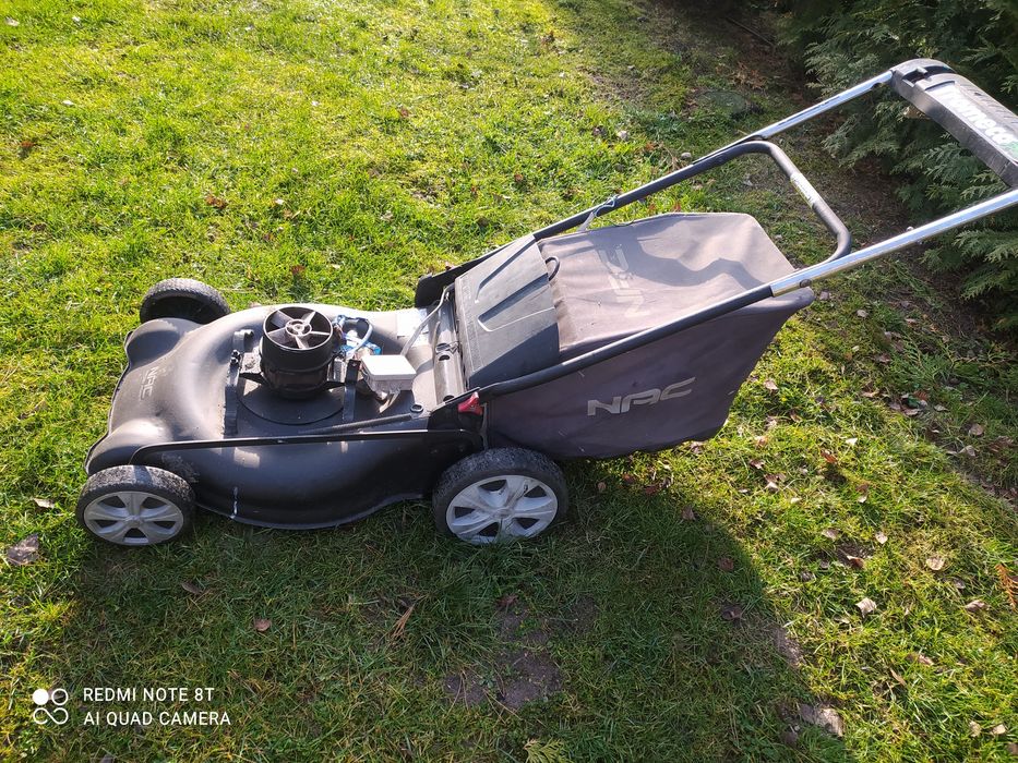 Dmuchawa do sprzątania liści NAC