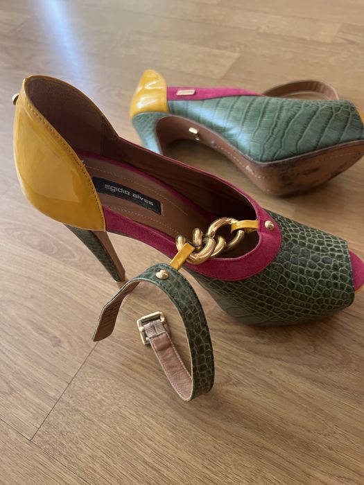 Sapatos mulher Egidio Alves tamanho 37