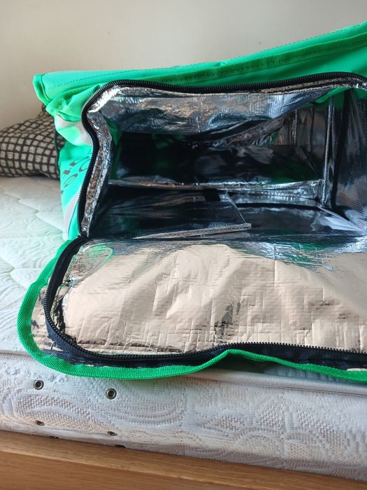Capacete e mochila uber Eats
