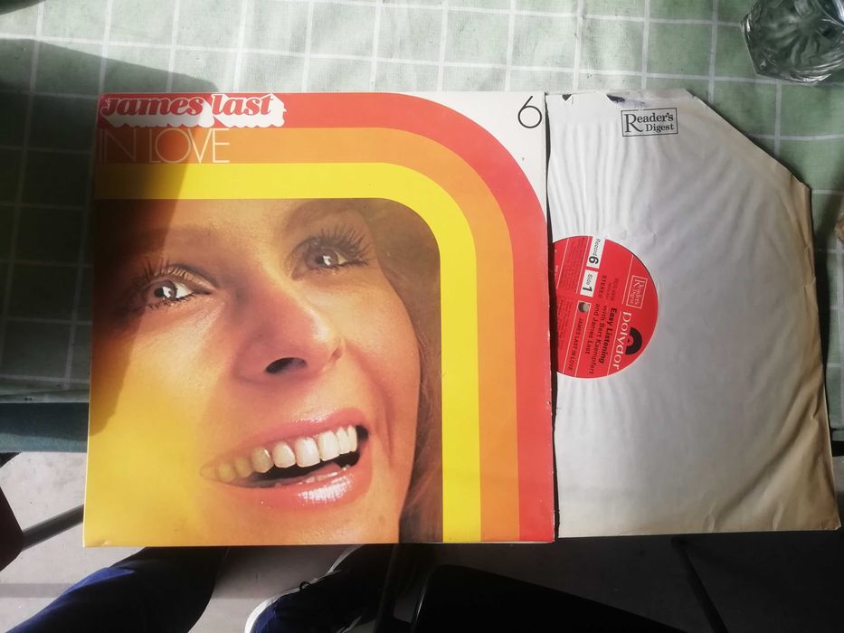 Vários discos de vinil, tenho outros além dos das fotos.