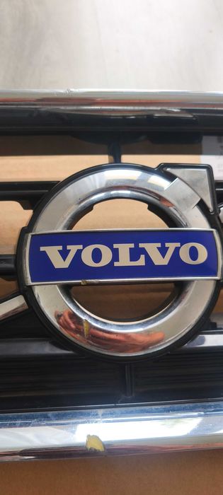 Grade Frontal Volvo V40
