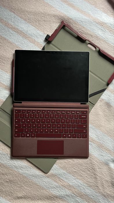 Microsoft Surface Pro - como novo!