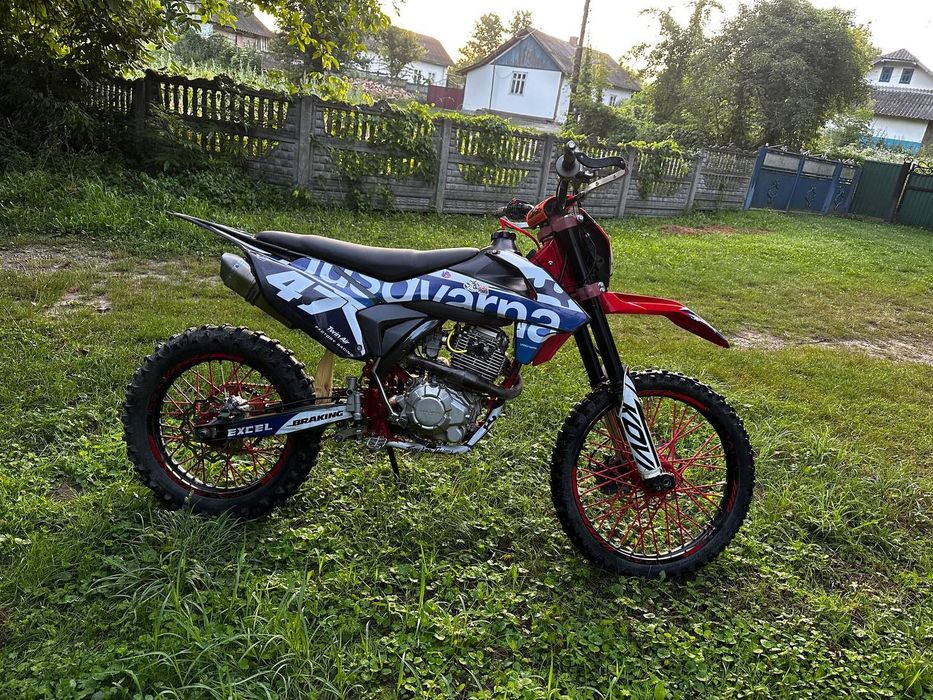 Продам мотоцикл Кові Старт 250