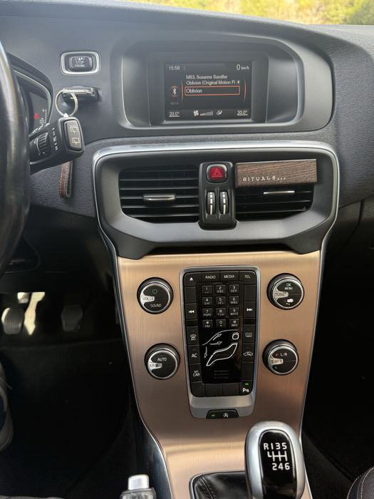 Volvo V40 Cross Country 1.6