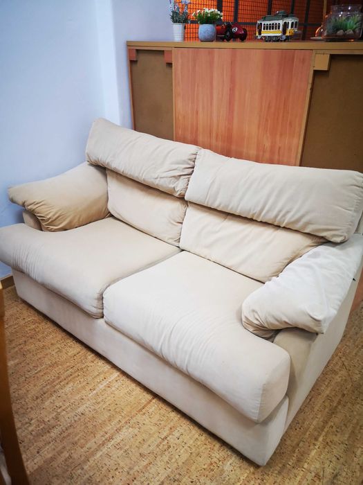 Sofá cama 2 lugares excelente