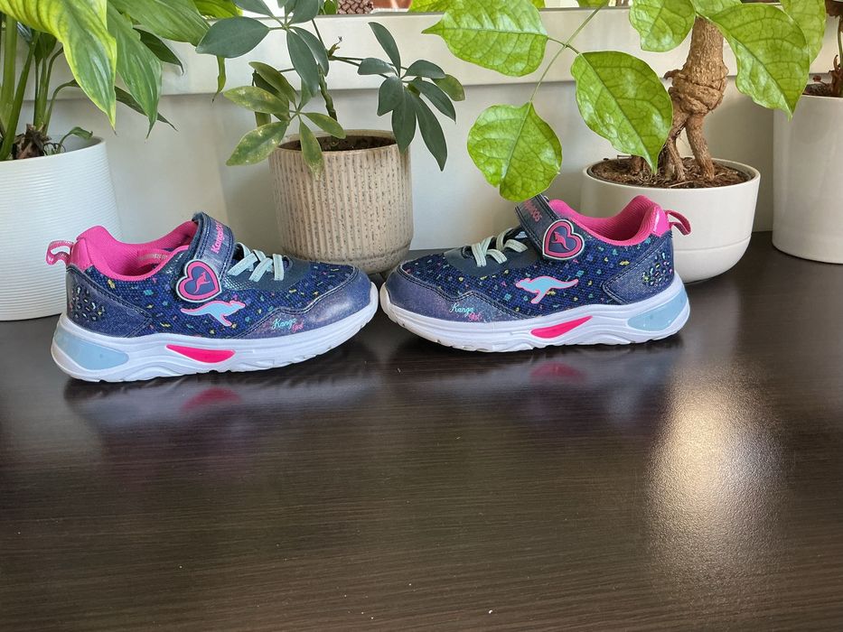 Buty dziewczęce w rozmiarze 31