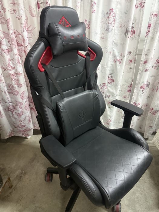 Cadeira Omen, Teclado e Headsets HyperX