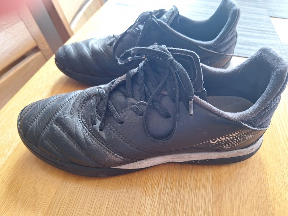 buty halówki  kipsta czarne 38