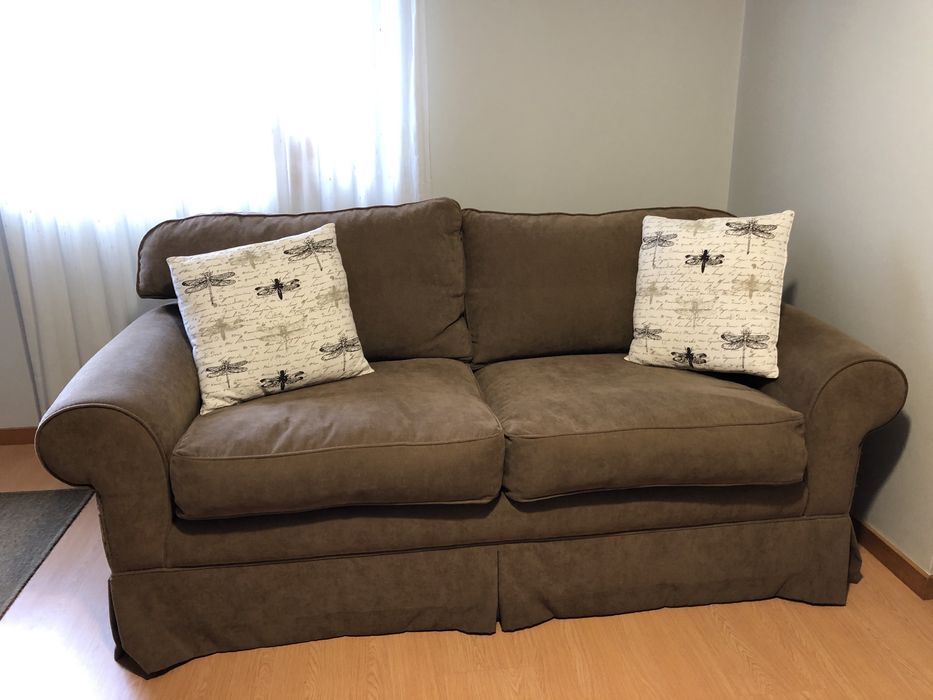 Sofa de 3 lugares venda urgente