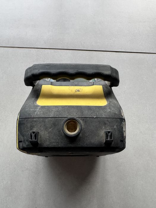 Niwelator laserowy Stalney RL350 - zepsuty