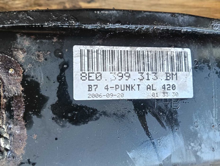 Sanki silnika Kołyska Audi A4 b7 3.0 tdi Belka Zawieszen 8E0,399,313BM