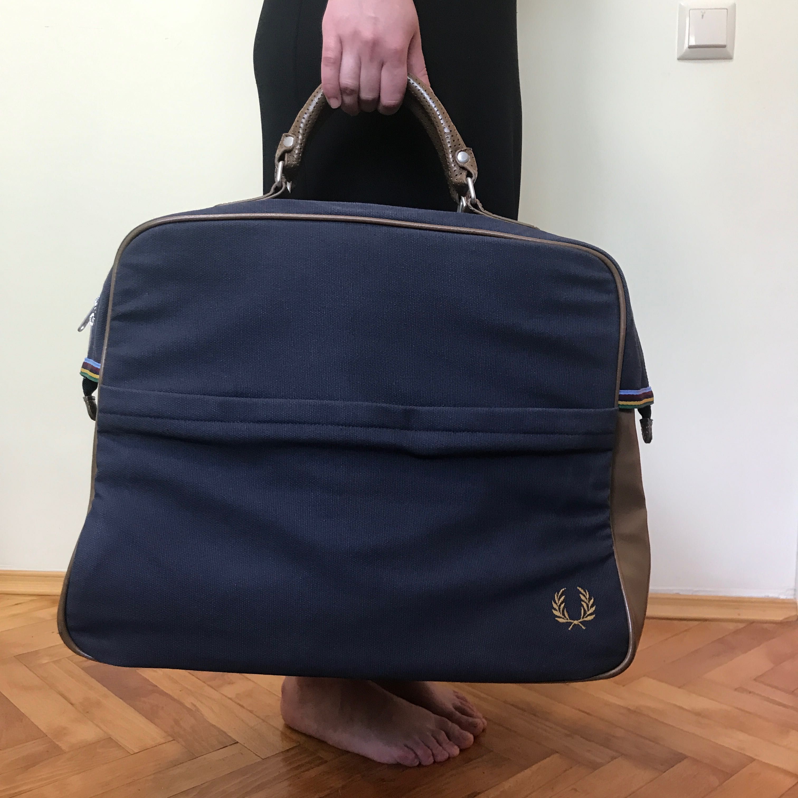 Fred perry holdall hotsell
