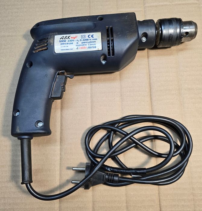 Berbequim com percussão ASKraft 500w/230v

- Em bom estado