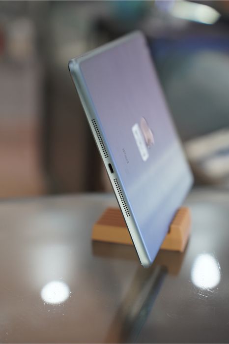 iPad Air 32GB Space LTE