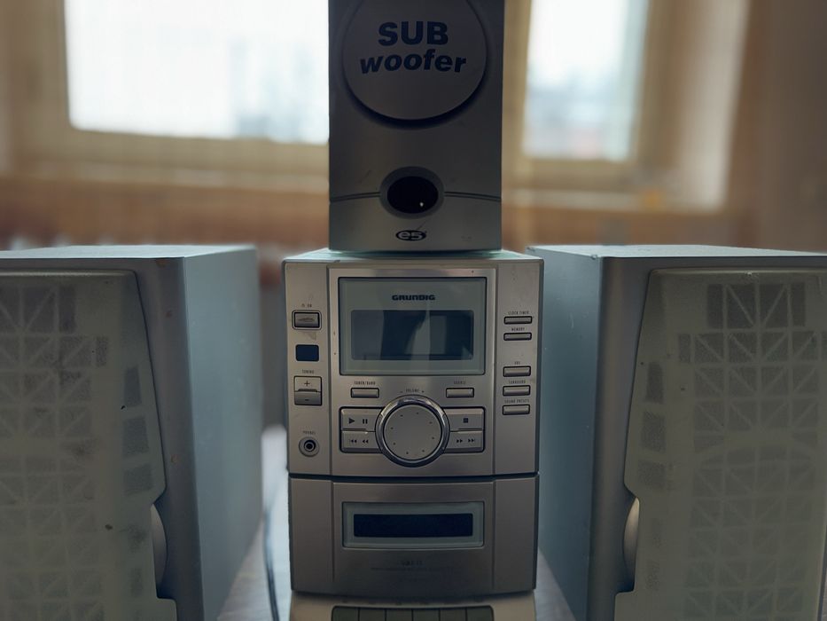 Mini wieza Grunding UMS 15 z głośniakmi