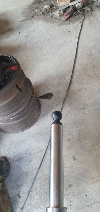 Гідроциліндер.     Зил.Урал.Камаз.