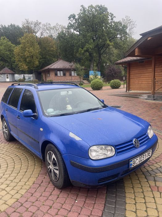 Продаю машину  golf 4 терміново