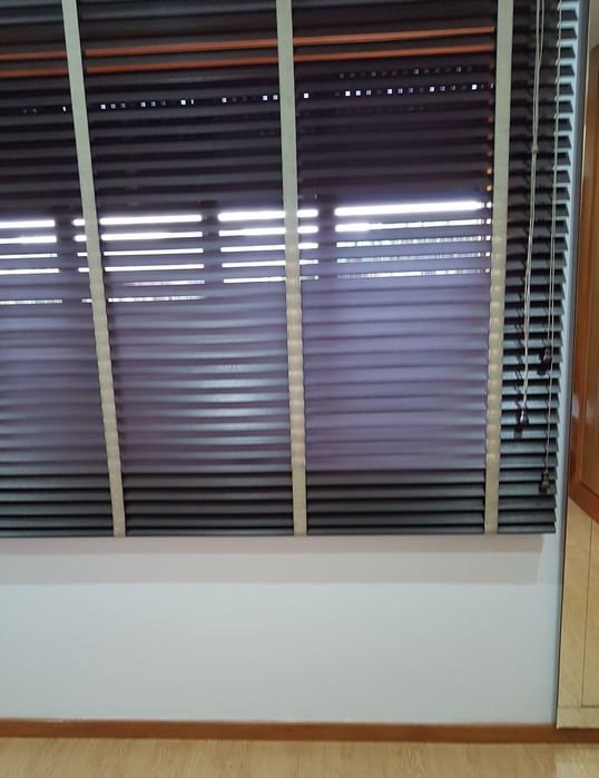 Cortinas em Madeira
