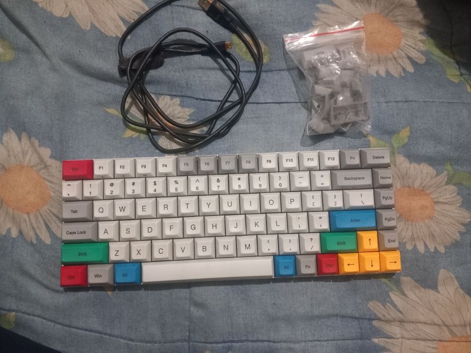 Vortex Race 3 RGB, Cherry MX клавіатура
