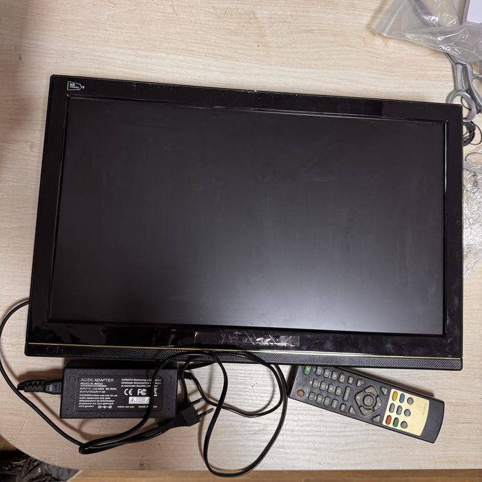 LCD LED телевізор L21 19" DVB - T2 12v/220v.