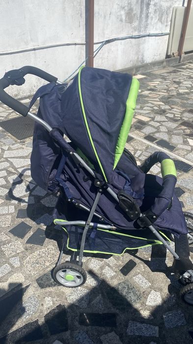 Carrinho bebe novo