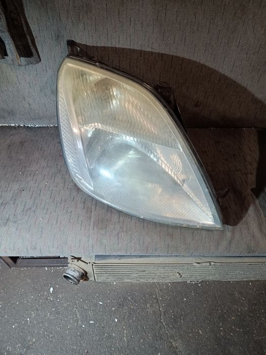 Lampa lampy przód lewa prawa Ford Fiesta MK5 02- oryginał komplet