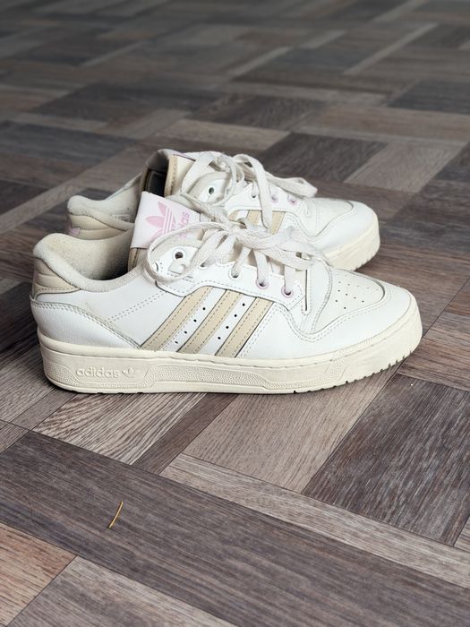 Кеди adidas оригінал
