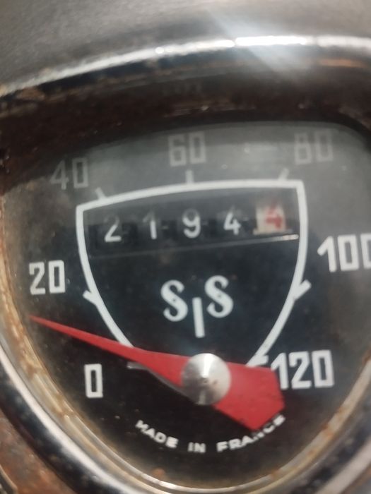 Vendo Zundapp Titan em bom estado, legalizada e a funcionar