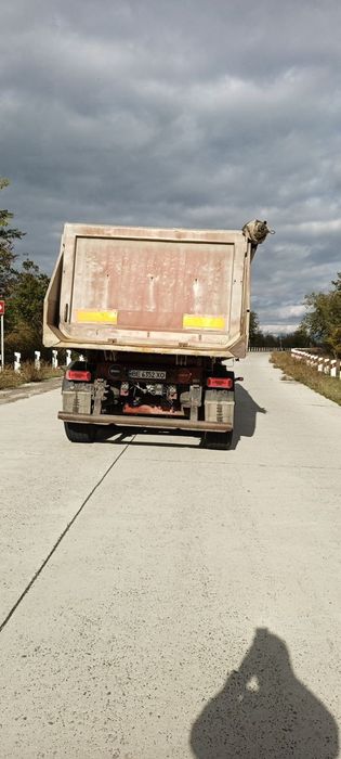 В продаже полуприцеп самосвал