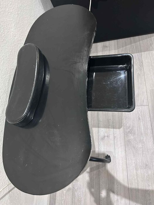 Biurko kosmetyczne czarne