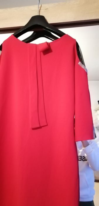 Czerwona sukienka na Nowy Rok