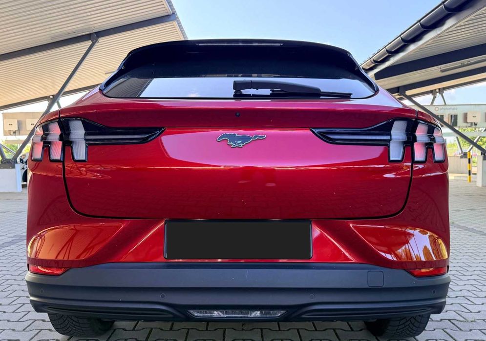 Ford Mustang Mach-E  2022  75 кВт·год