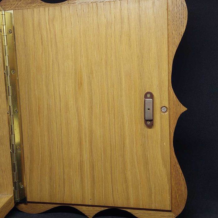 РЕДКИЙ ШИКАРНЫЙ деревянный шкафчик ГОБЕЛЕН ключница ГЕРМАНИЯ шкаф