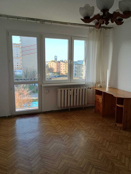 M3 do własnej aranżacji,dobra lokalizacja.