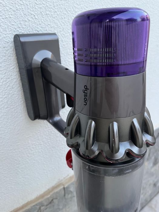 Dyson V11 Absolute
