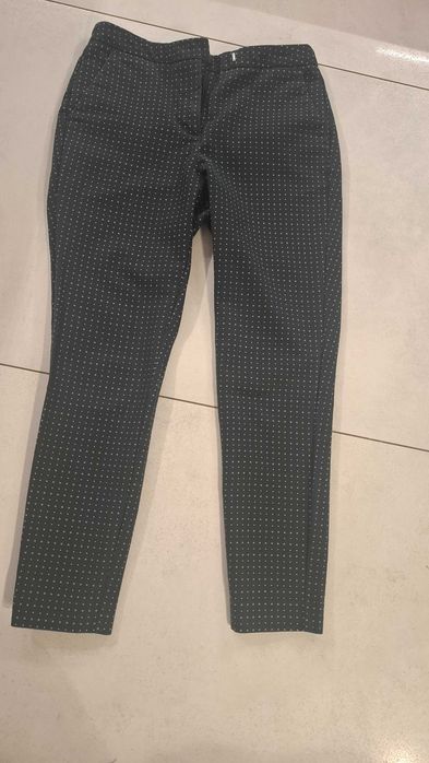 Eleganckie spodnie damskie Mohito